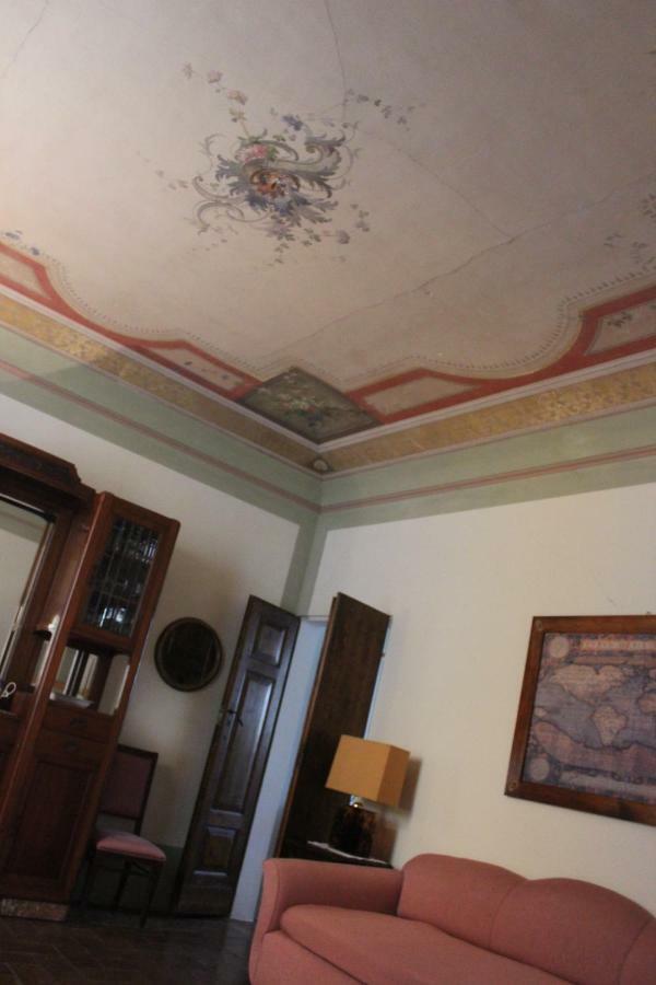 Residence Via Benamati กายี ภายนอก รูปภาพ